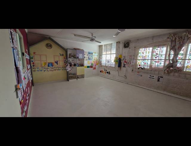 400M² BUILDING TO LET IN CITY & SUBURBAN